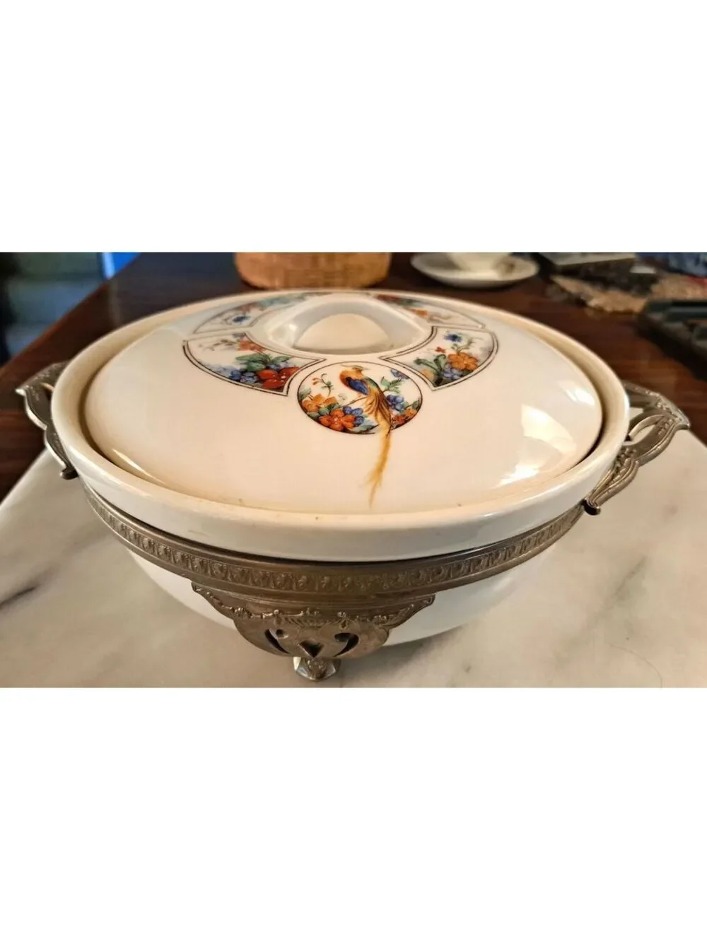 Vintage 1930's Royal Rochester Round Covered Baking Casserole Dish & Stand